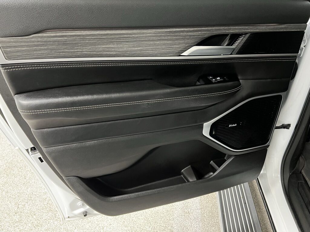 2023 Jeep Wagoneer L Series III Highlands Ranch CO