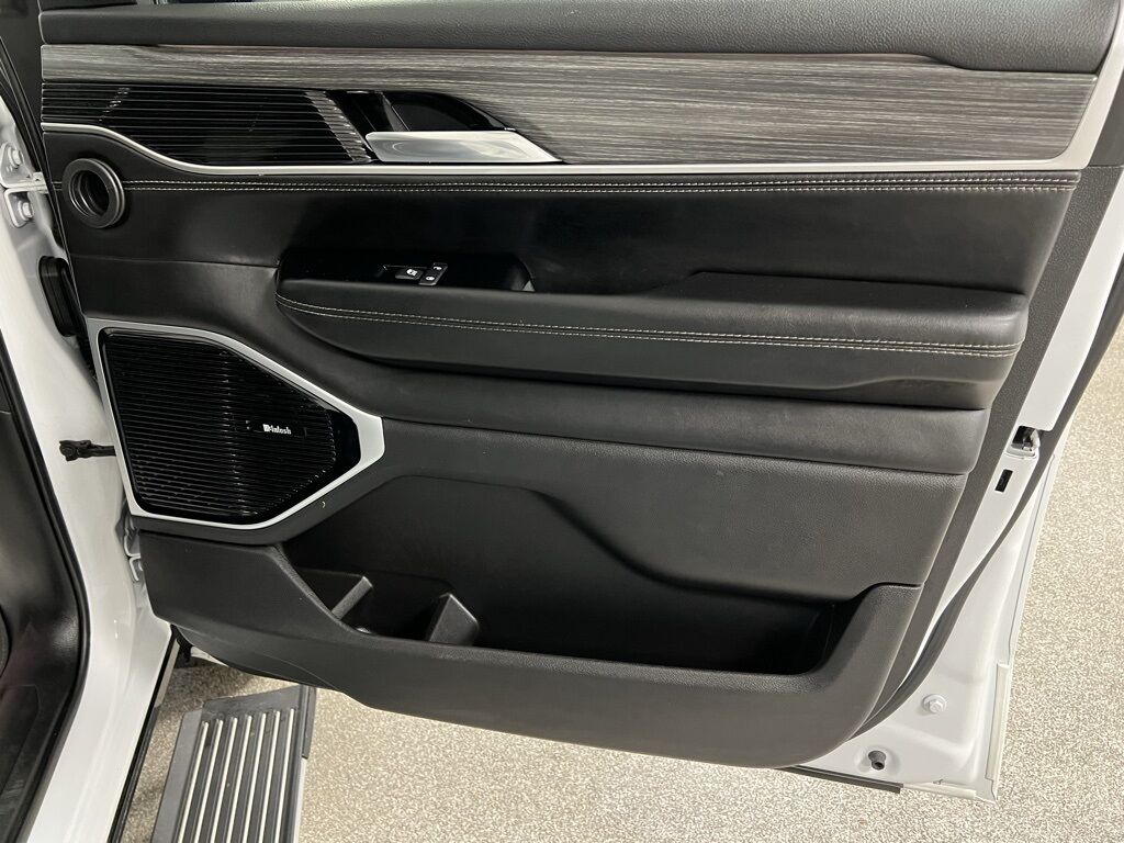 2023 Jeep Wagoneer L Series III Highlands Ranch CO