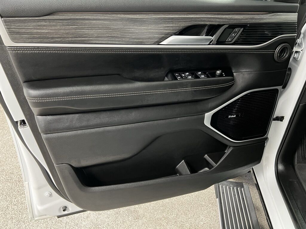 2023 Jeep Wagoneer L Series III Highlands Ranch CO