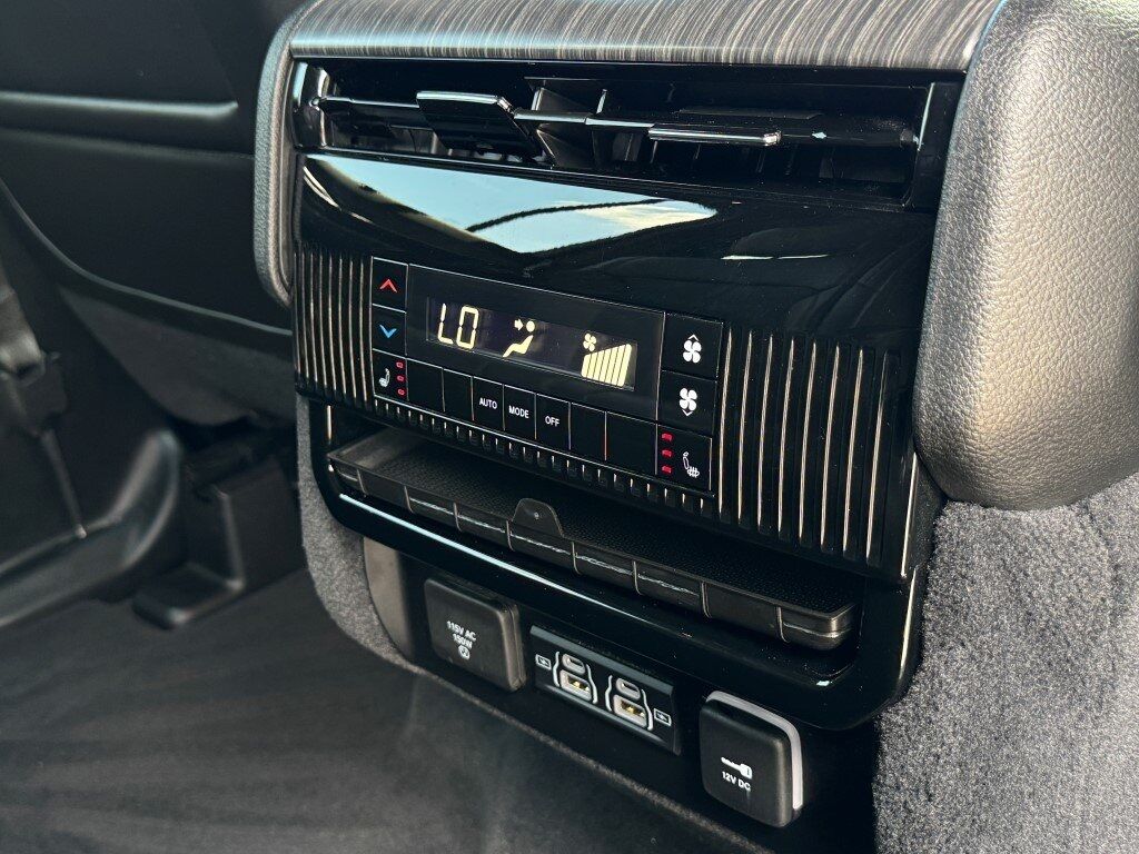 2023 Jeep Wagoneer L Series III Chantilly VA