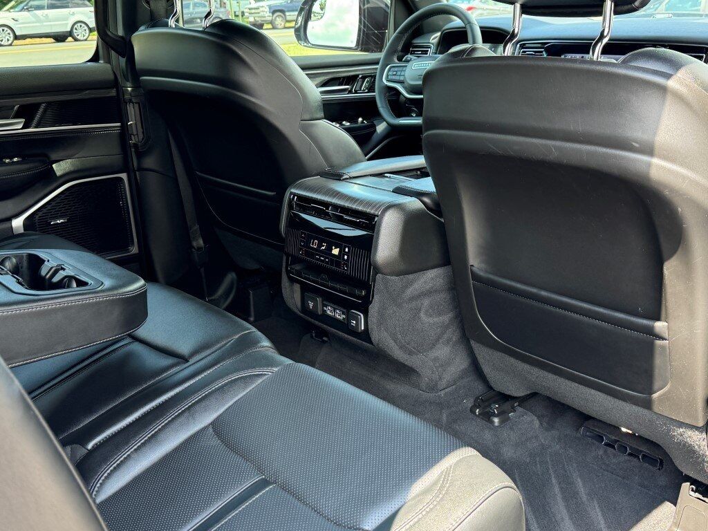 2023 Jeep Wagoneer L Series III Chantilly VA
