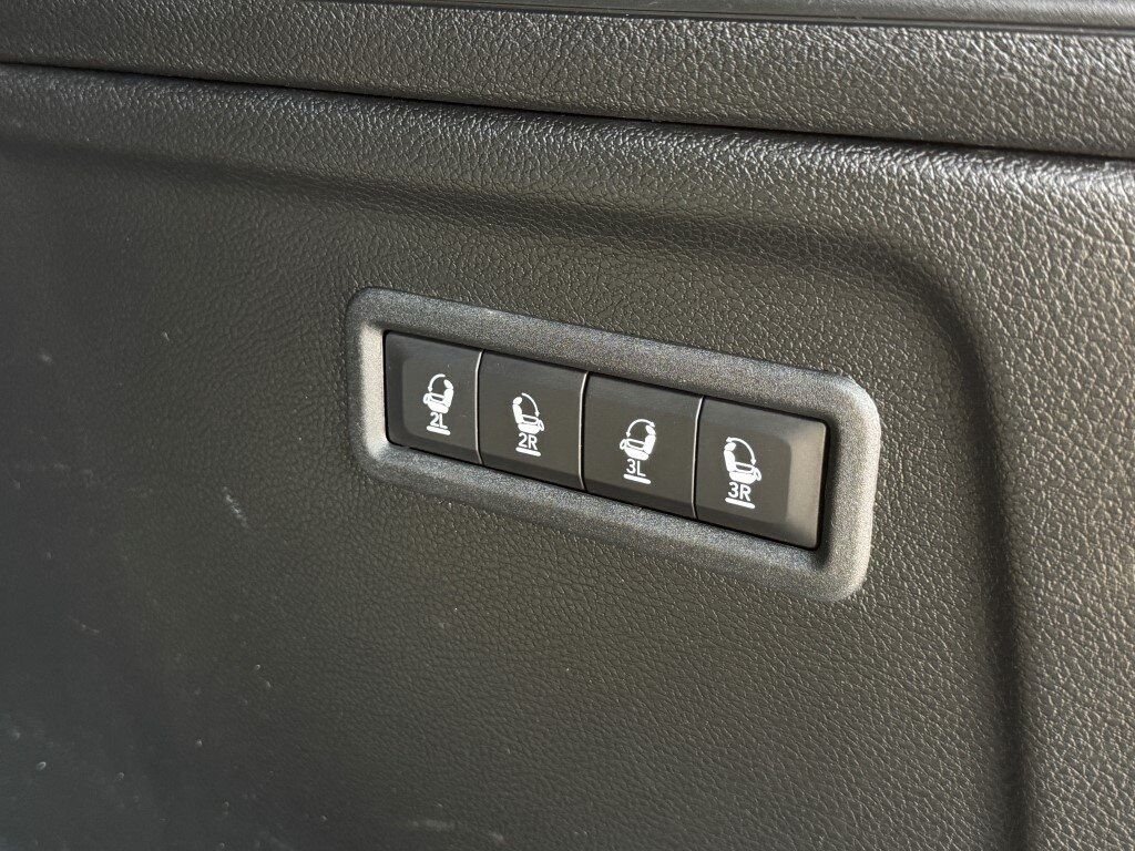 2023 Jeep Wagoneer L Series III Chantilly VA