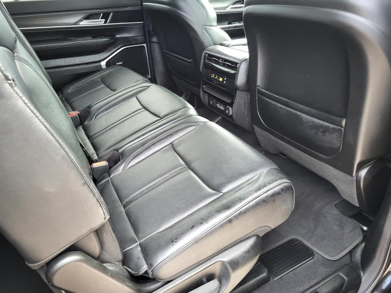 2023 Jeep Wagoneer Series II 4x2 Beeville TX