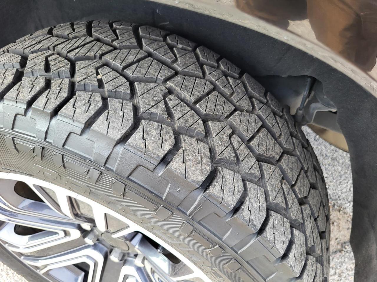 2023 Jeep Wagoneer Series II 4x2 Beeville TX