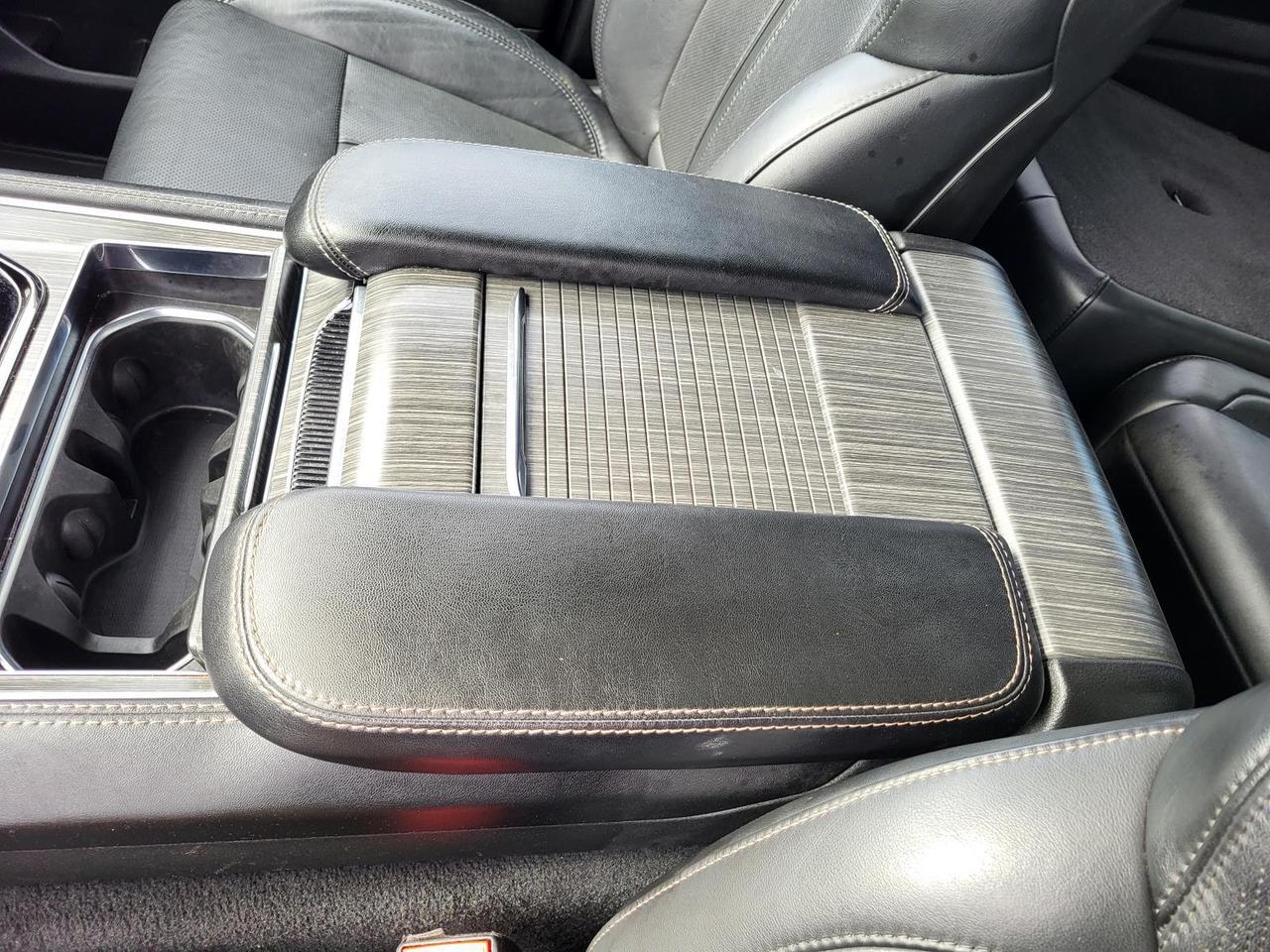 2023 Jeep Wagoneer Series II 4x2 Beeville TX