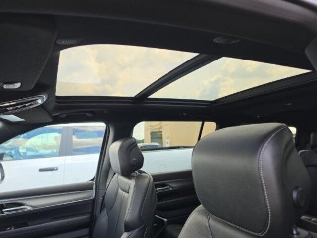 2023 Jeep Wagoneer Series II Carbide Marshfield MA