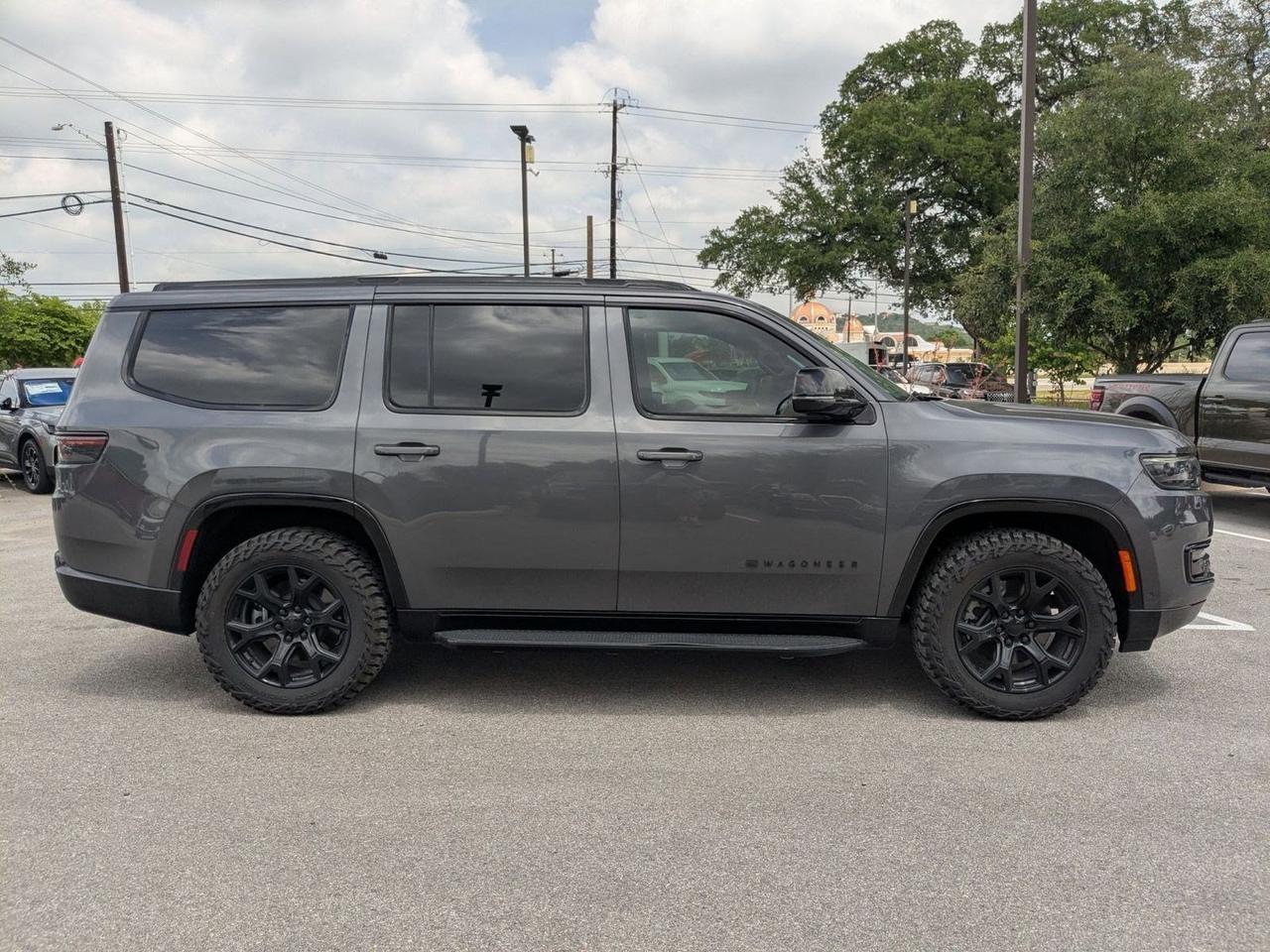 2023 Jeep Wagoneer Series II Carbide