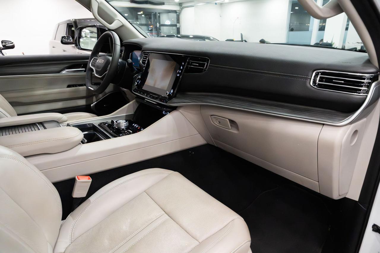 2023 Jeep Wagoneer Series II Gladstone OR