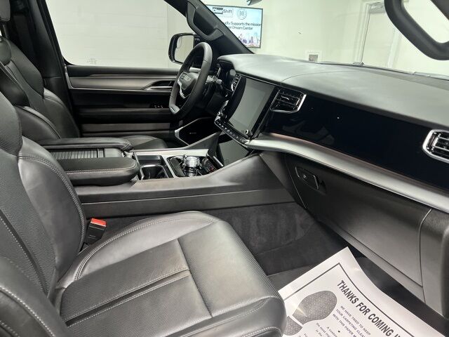 2023 Jeep Wagoneer Series II Highlands Ranch CO