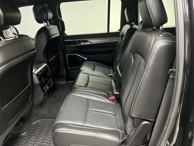 2023 Jeep Wagoneer Series II Highlands Ranch CO