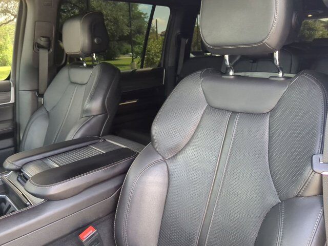 2023 Jeep Wagoneer Series II