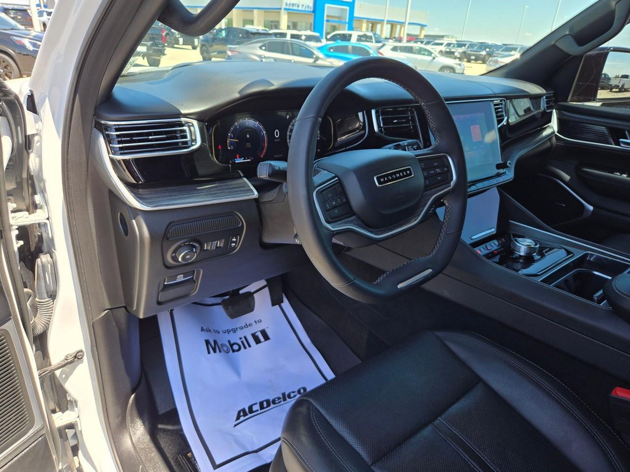 2023 Jeep Wagoneer Series II Castroville TX