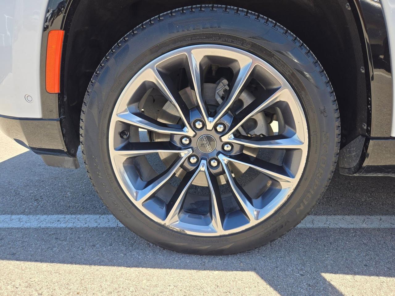 2023 Jeep Wagoneer Series II Castroville TX