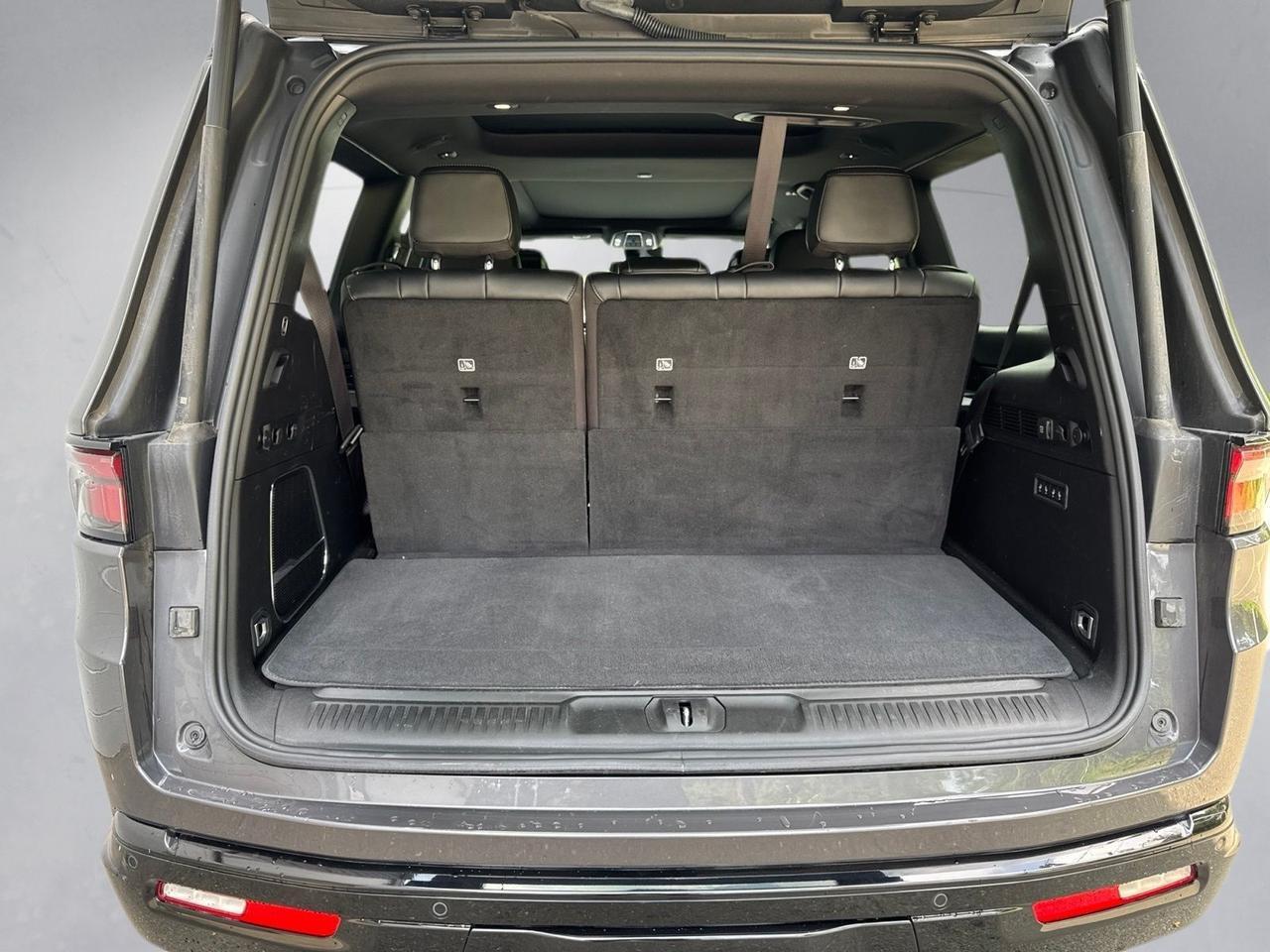 2023 Jeep Wagoneer Series II Warrenton VA