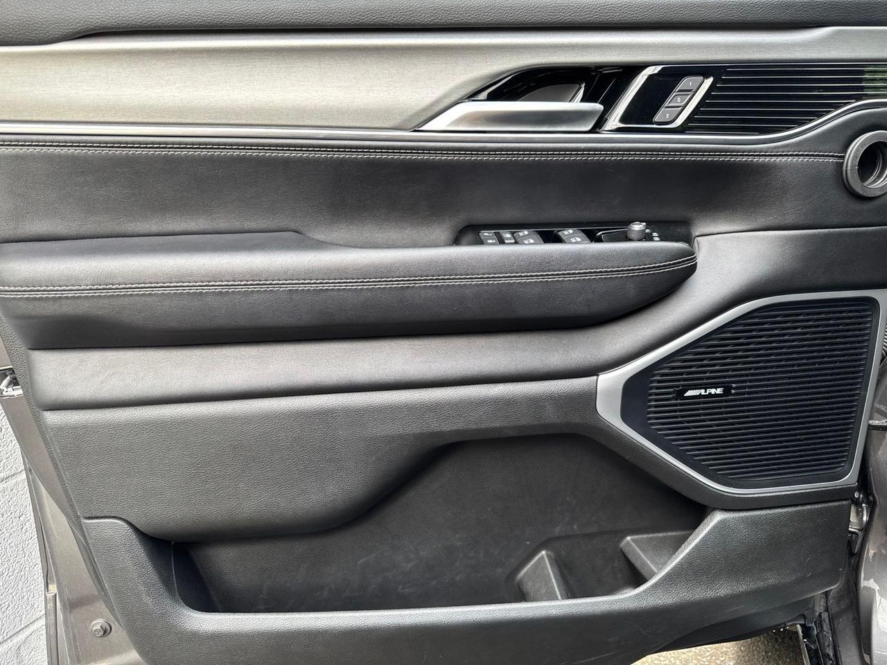2023 Jeep Wagoneer Series II Warrenton VA