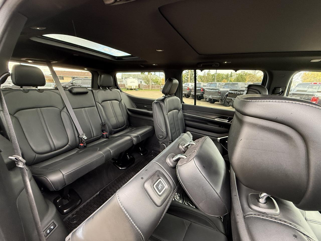 2023 Jeep Wagoneer Series III 4x4 | 3L Hurricane | Nappa Leather | NAV | 3rd Row Seating | Power Liftgate Redwater AB