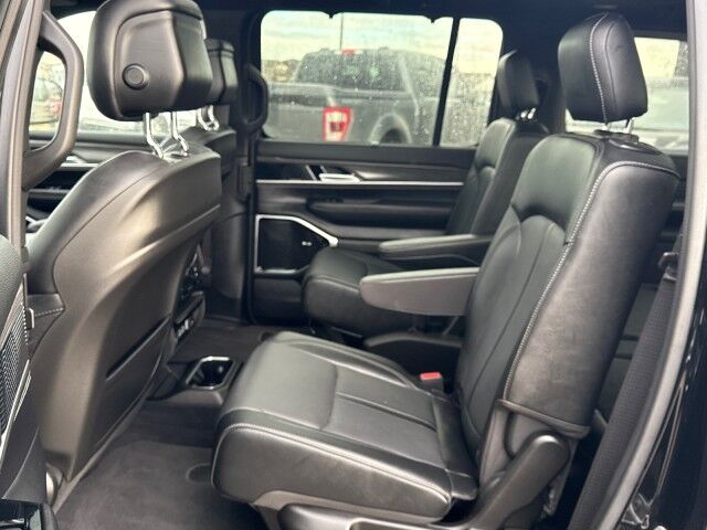 2023 Jeep Wagoneer Series III Grande Prairie AB