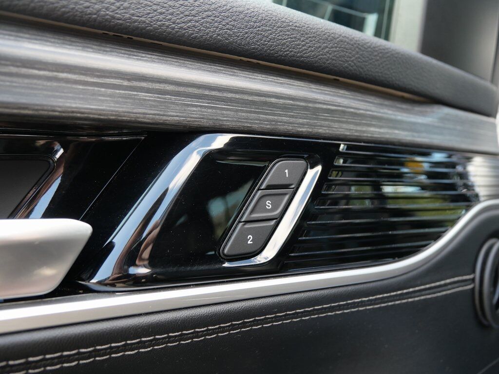 2023 Jeep Wagoneer Series III Mt Pleasant MI