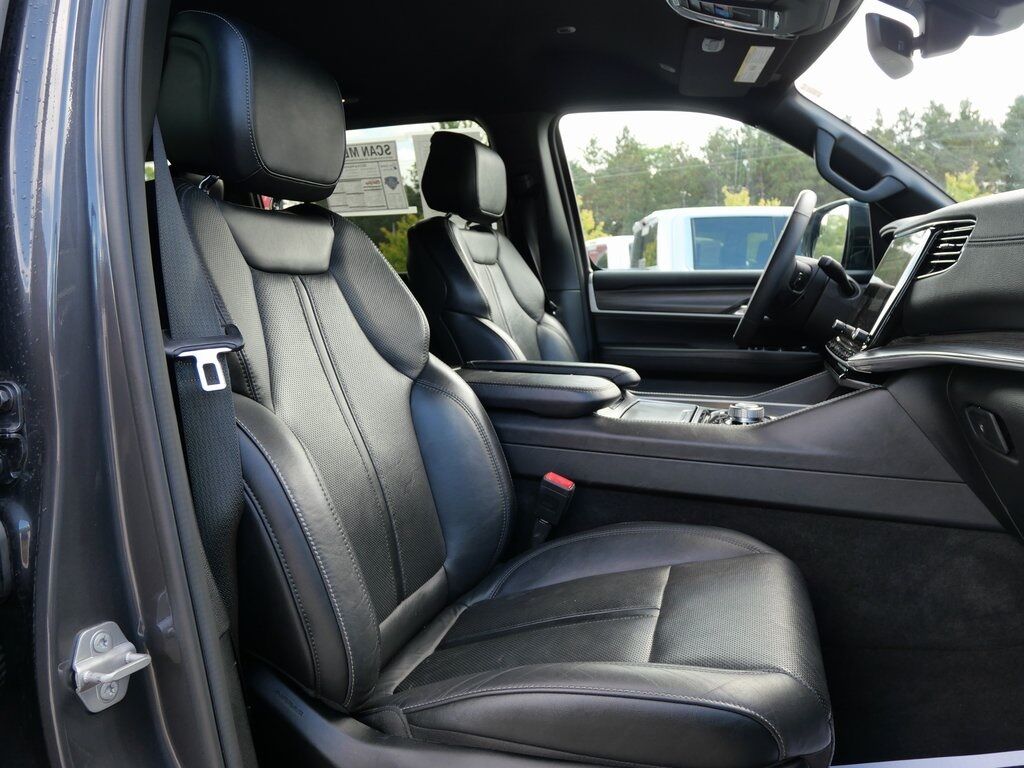2023 Jeep Wagoneer Series III Mt Pleasant MI