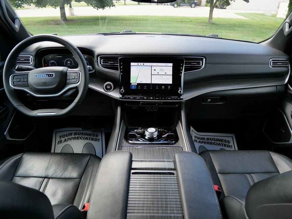 2023 Jeep Wagoneer Series III Mt Pleasant MI
