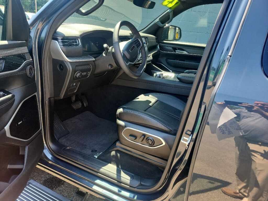 2023 Jeep Wagoneer Series III Owego NY