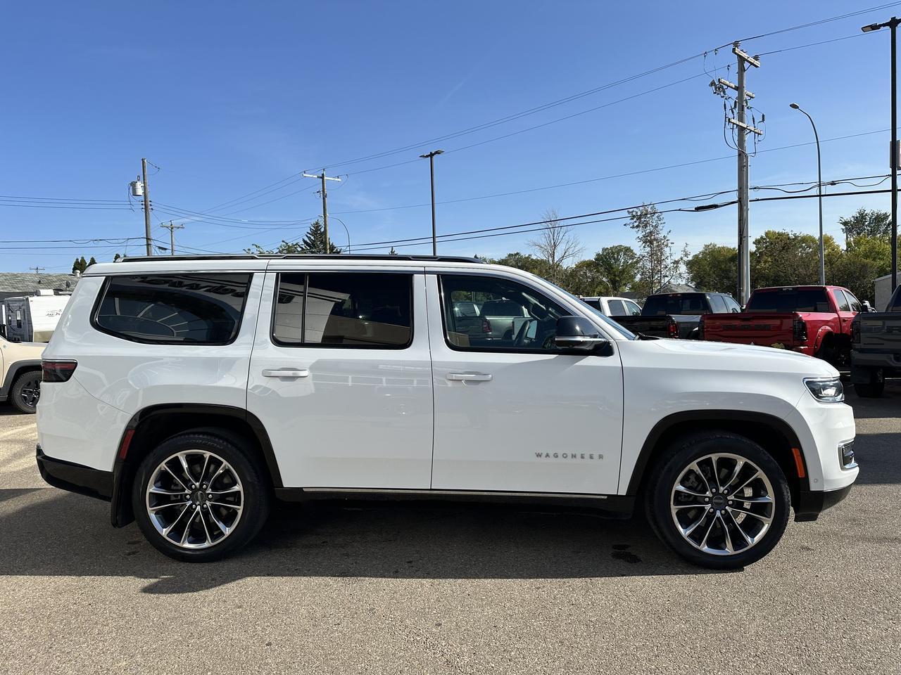 2023 Jeep Wagoneer Series III Redwater AB