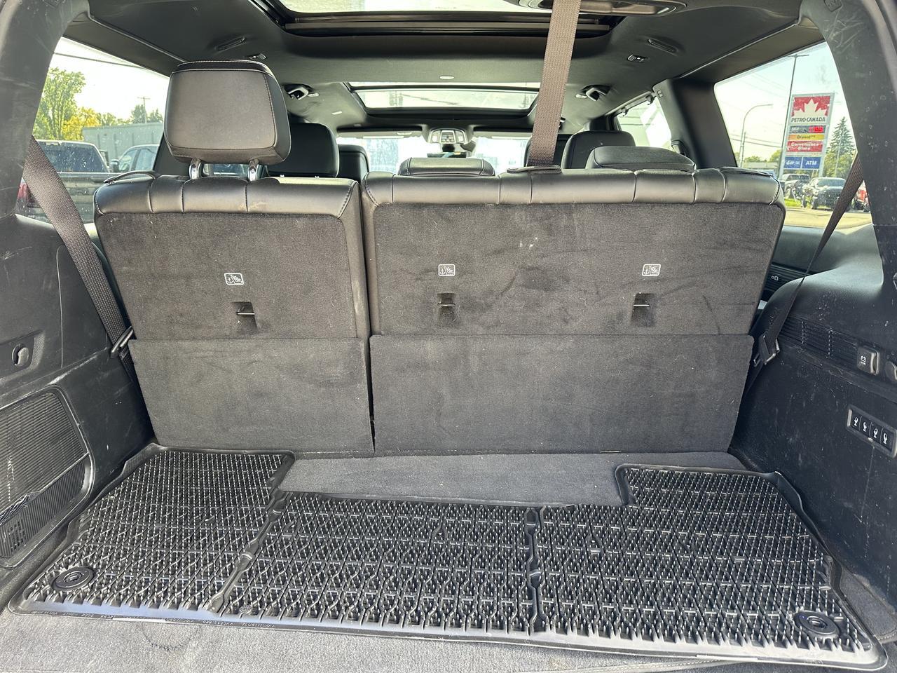 2023 Jeep Wagoneer Series III Redwater AB
