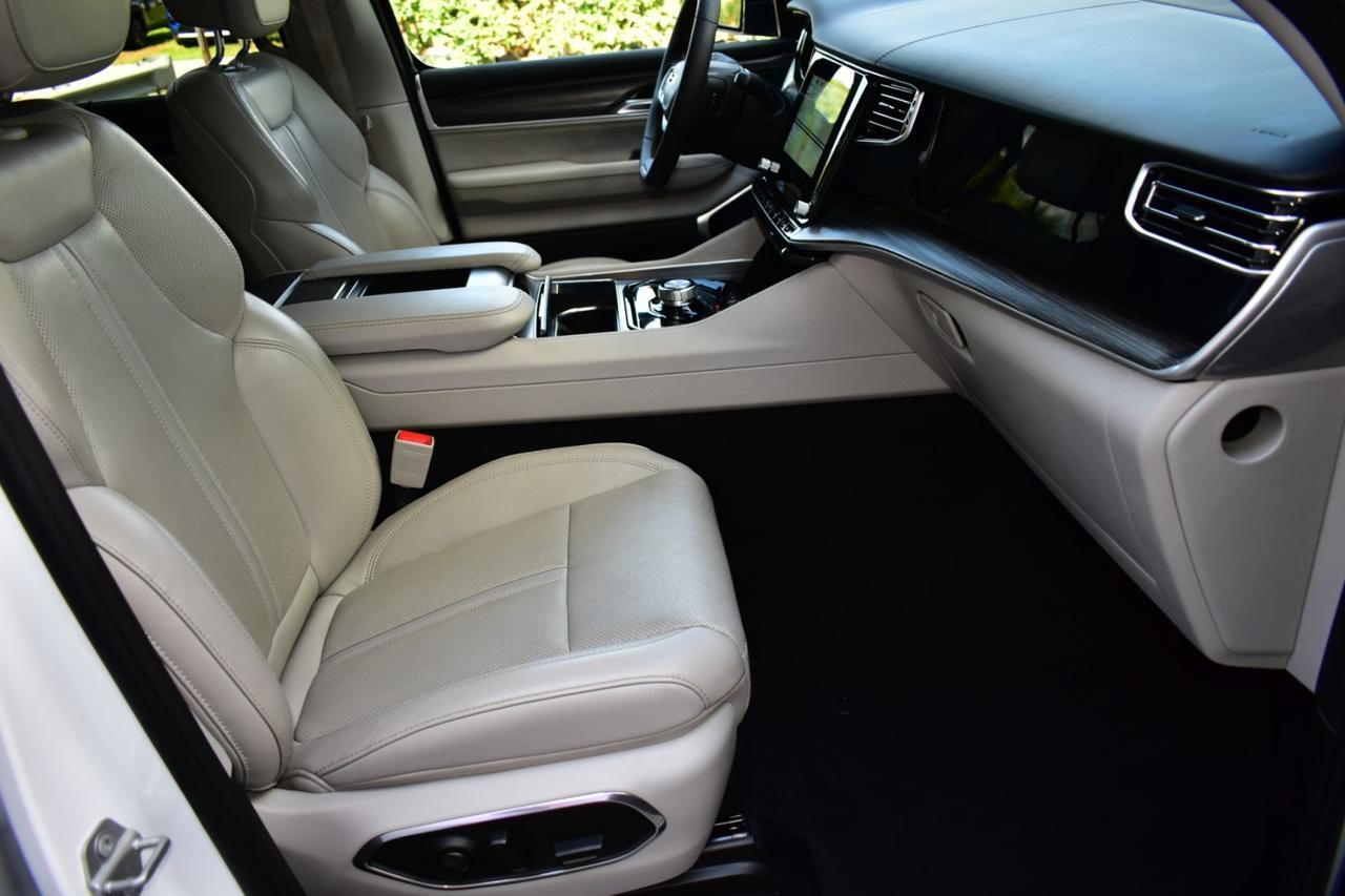 2023 Jeep Wagoneer Series III Tampa FL