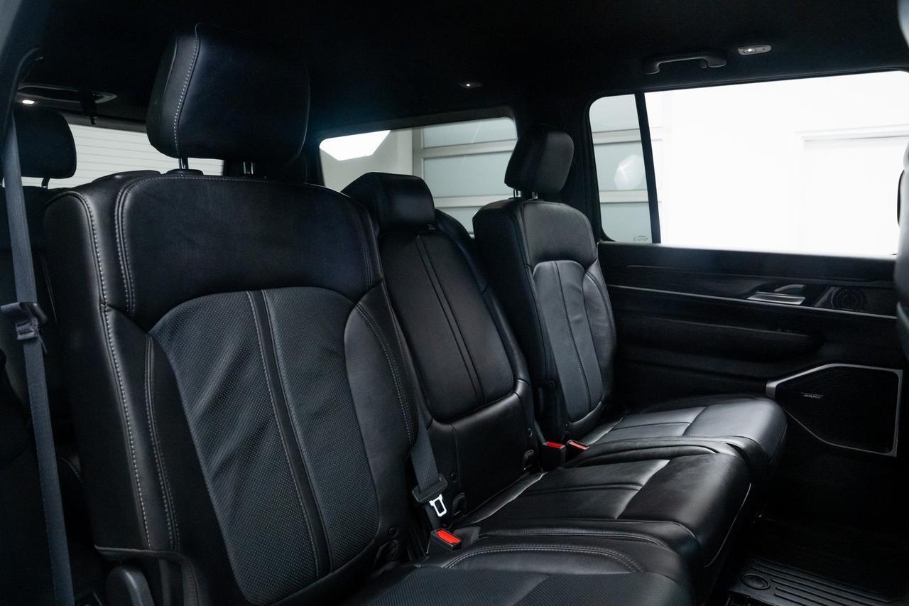 2023 Jeep Wagoneer Series III Vented Seats Quick Order Package 25N Portland OR