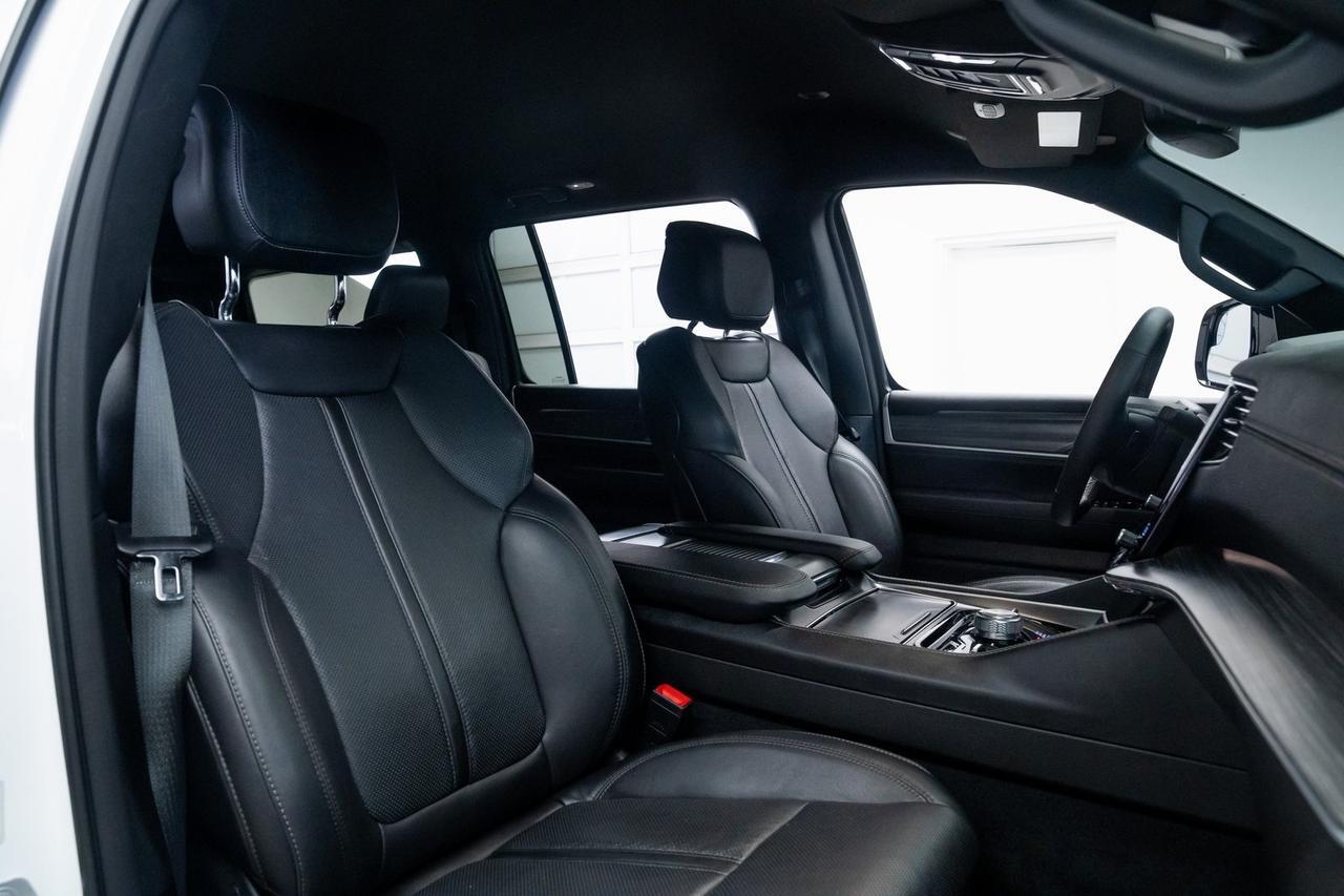 2023 Jeep Wagoneer Series III Vented Seats Quick Order Package 25N Portland OR