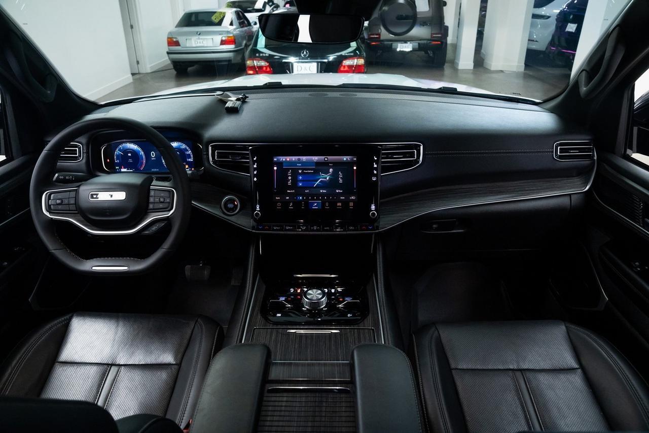 2023 Jeep Wagoneer Series III Vented Seats Quick Order Package 25N Portland OR