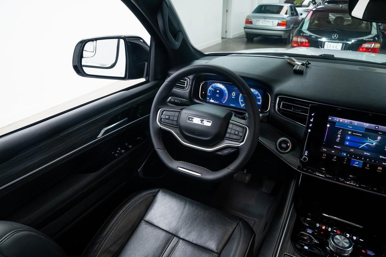 2023 Jeep Wagoneer Series III Vented Seats Quick Order Package 25N Portland OR