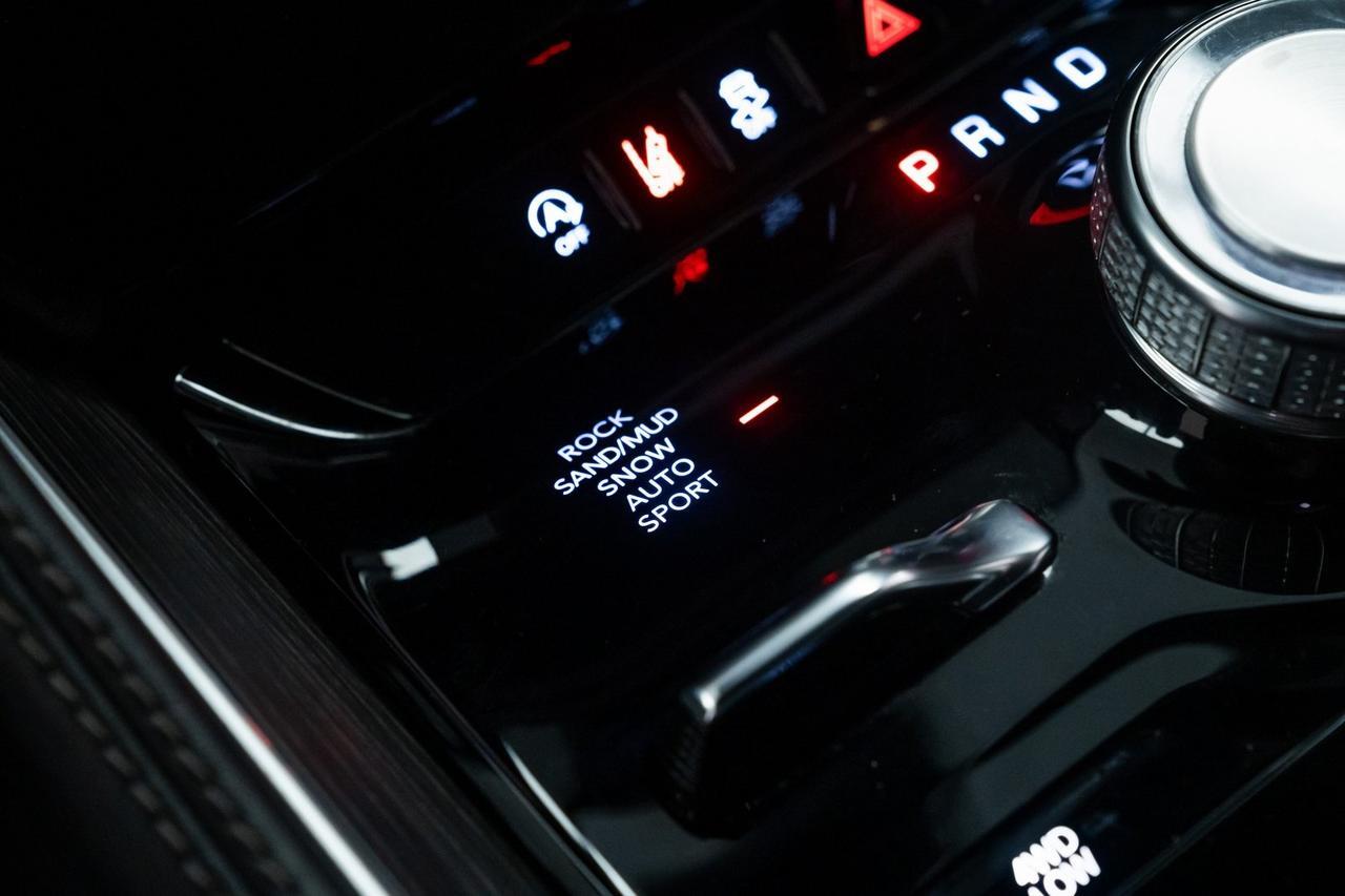 2023 Jeep Wagoneer Series III Vented Seats Quick Order Package 25N Portland OR