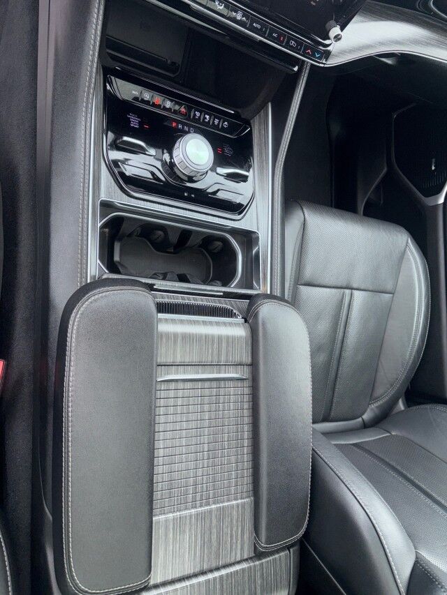 2023 Jeep Wagoneer Series III Whitecourt AB
