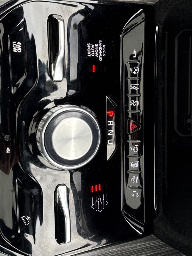 2023 Jeep Wagoneer Series III Whitecourt AB