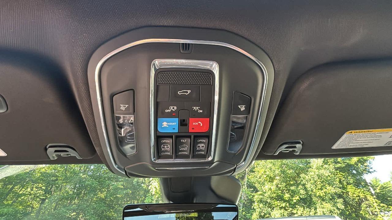 2023 Jeep Wagoneer Hudson MA