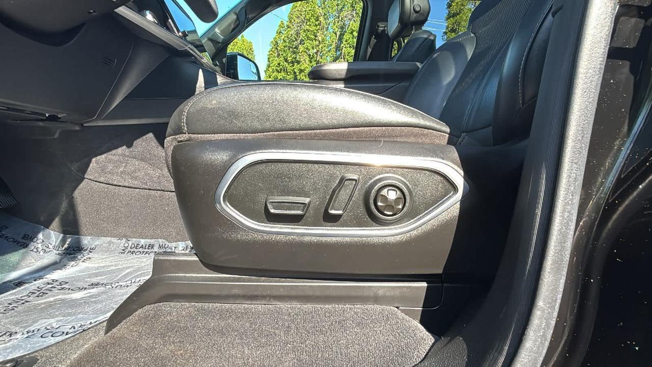 2023 Jeep Wagoneer Hudson MA