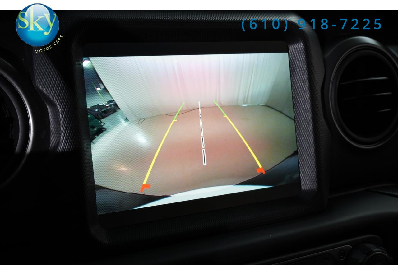 2023 Jeep Wrangler 4 Door 4WD Willys Xtreme Recon Sky One-Touch Power Top West Chester PA