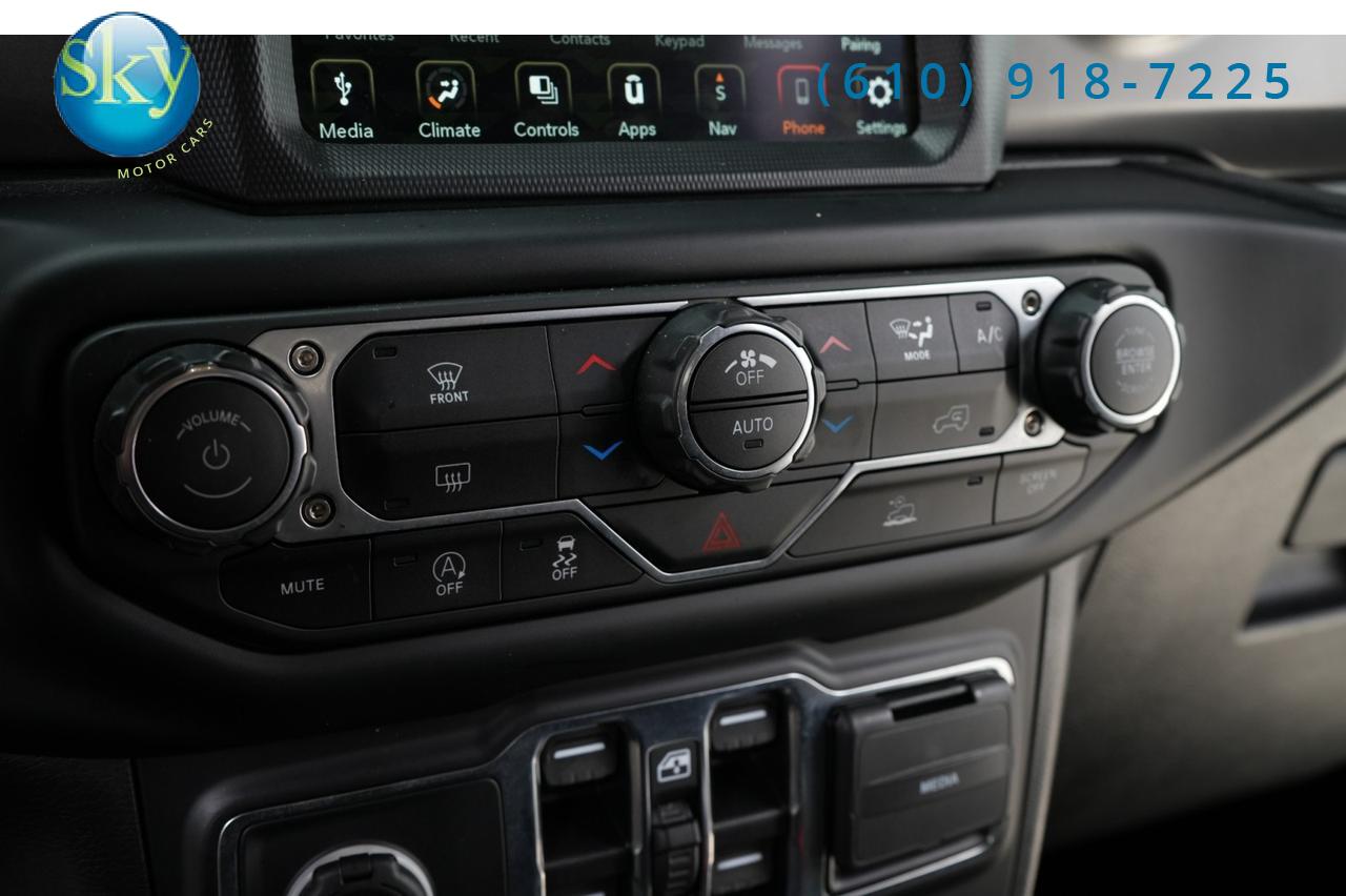 2023 Jeep Wrangler 4 Door 4WD Willys Xtreme Recon Sky One-Touch Power Top West Chester PA