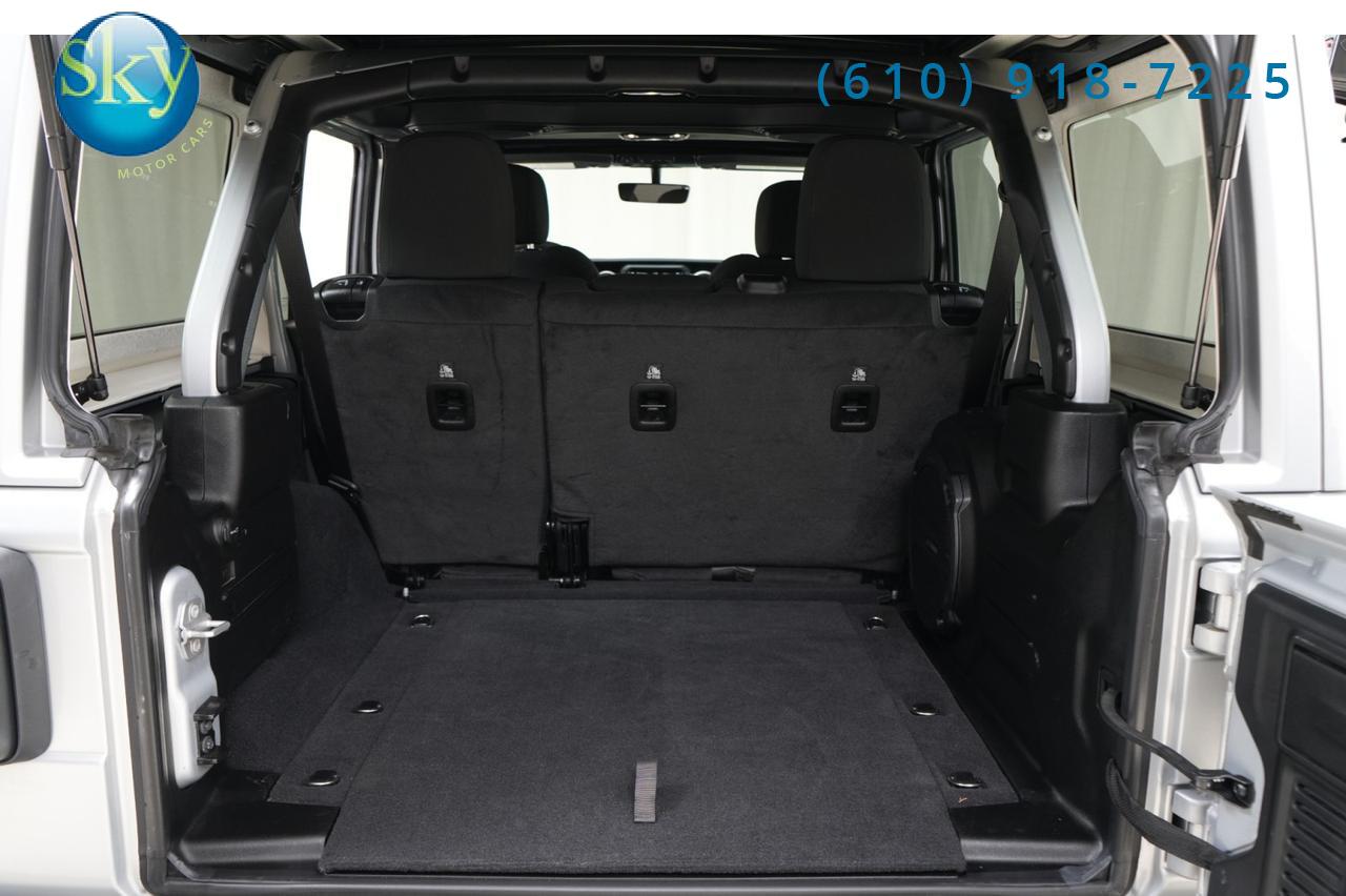 2023 Jeep Wrangler 4 Door 4WD Willys Xtreme Recon Sky One-Touch Power Top West Chester PA