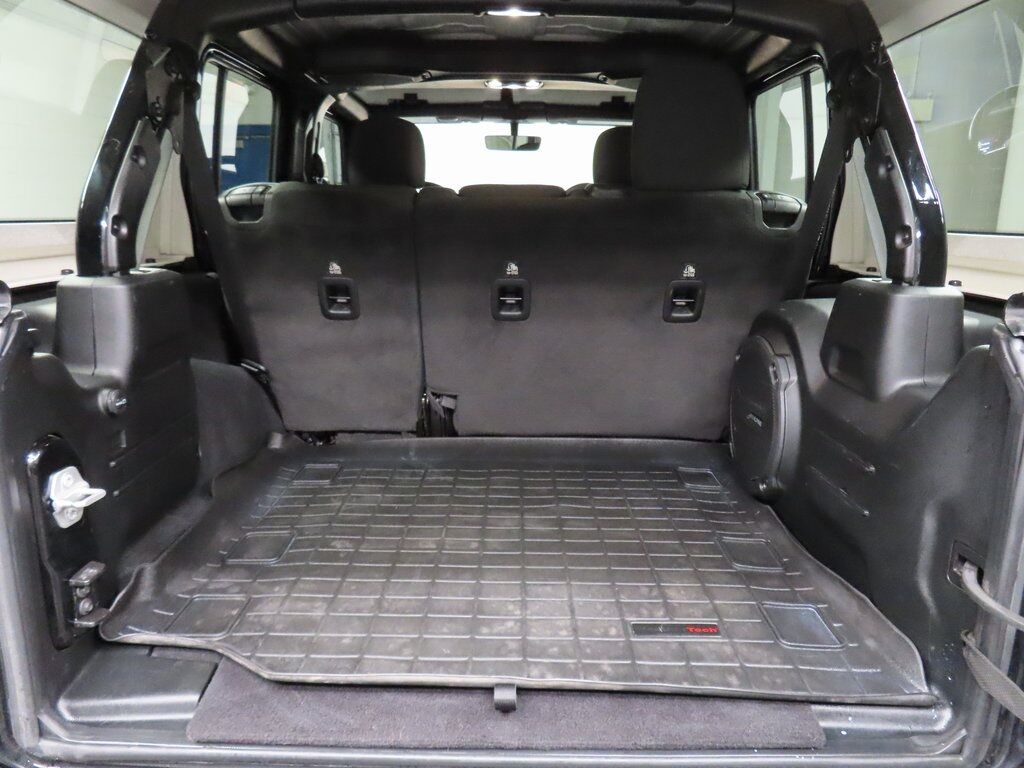 2023 Jeep Wrangler 4x4 Rubicon Fond du Lac WI