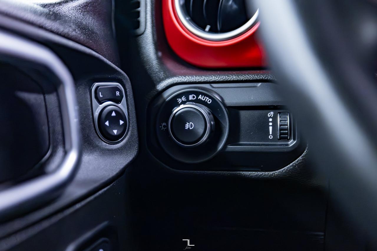 2023 Jeep Wrangler 4x4 Rubicon Nav BCam Red Deer AB