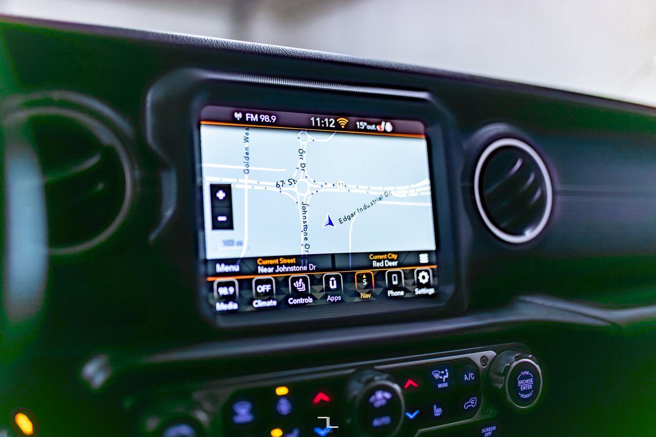 2023 Jeep Wrangler 4x4 Sahara Leather Nav BCam Red Deer AB