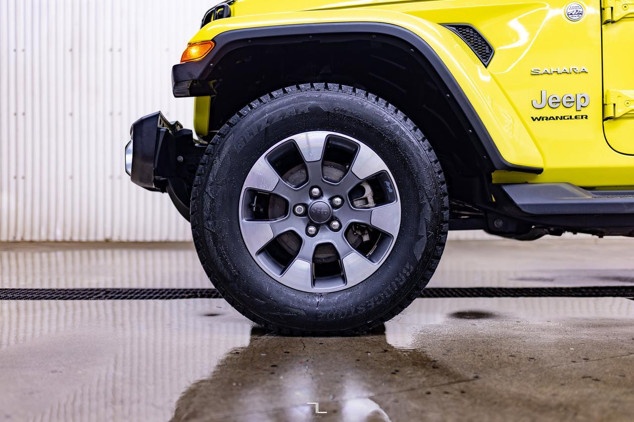 2023 Jeep Wrangler 4x4 Sahara Leather Nav BCam Red Deer AB
