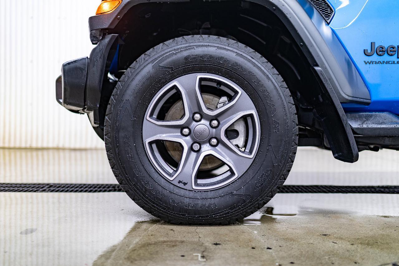 2023 Jeep Wrangler 4x4 Sport S Nav BCam Red Deer AB