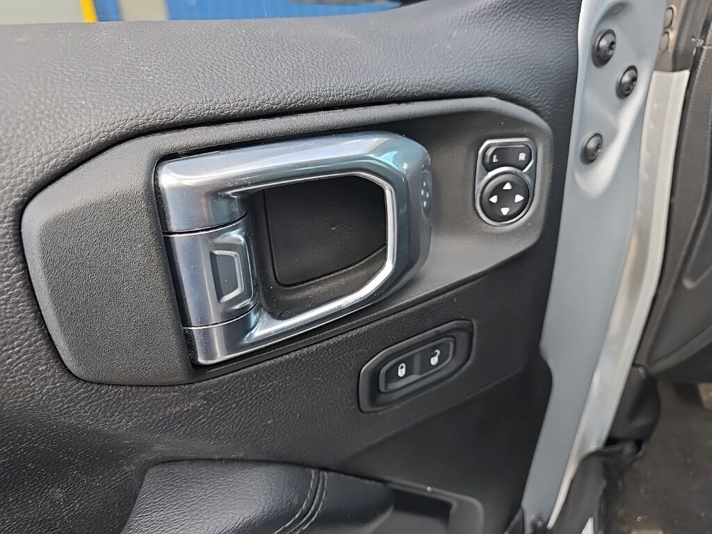 2023 Jeep Wrangler 4x4 Unlimited Sahara Minocqua WI