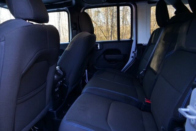 2023 Jeep Wrangler 4xe Rubicon 4X4 / Sky One Roof / Heated Seats! High Point NC