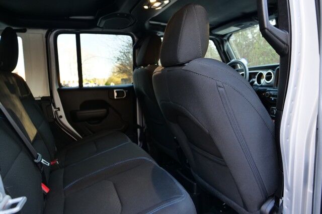 2023 Jeep Wrangler 4xe Rubicon 4X4 / Sky One Roof / Heated Seats! High Point NC