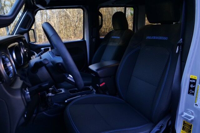 2023 Jeep Wrangler 4xe Rubicon 4X4 / Sky One Roof / Heated Seats! High Point NC