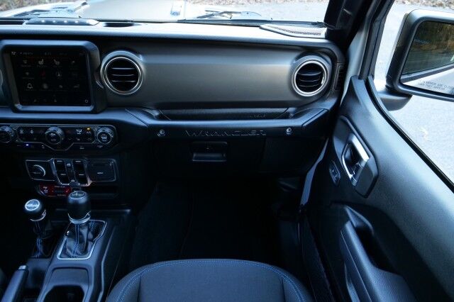 2023 Jeep Wrangler 4xe Rubicon 4X4 / Sky One Roof / Heated Seats! High Point NC